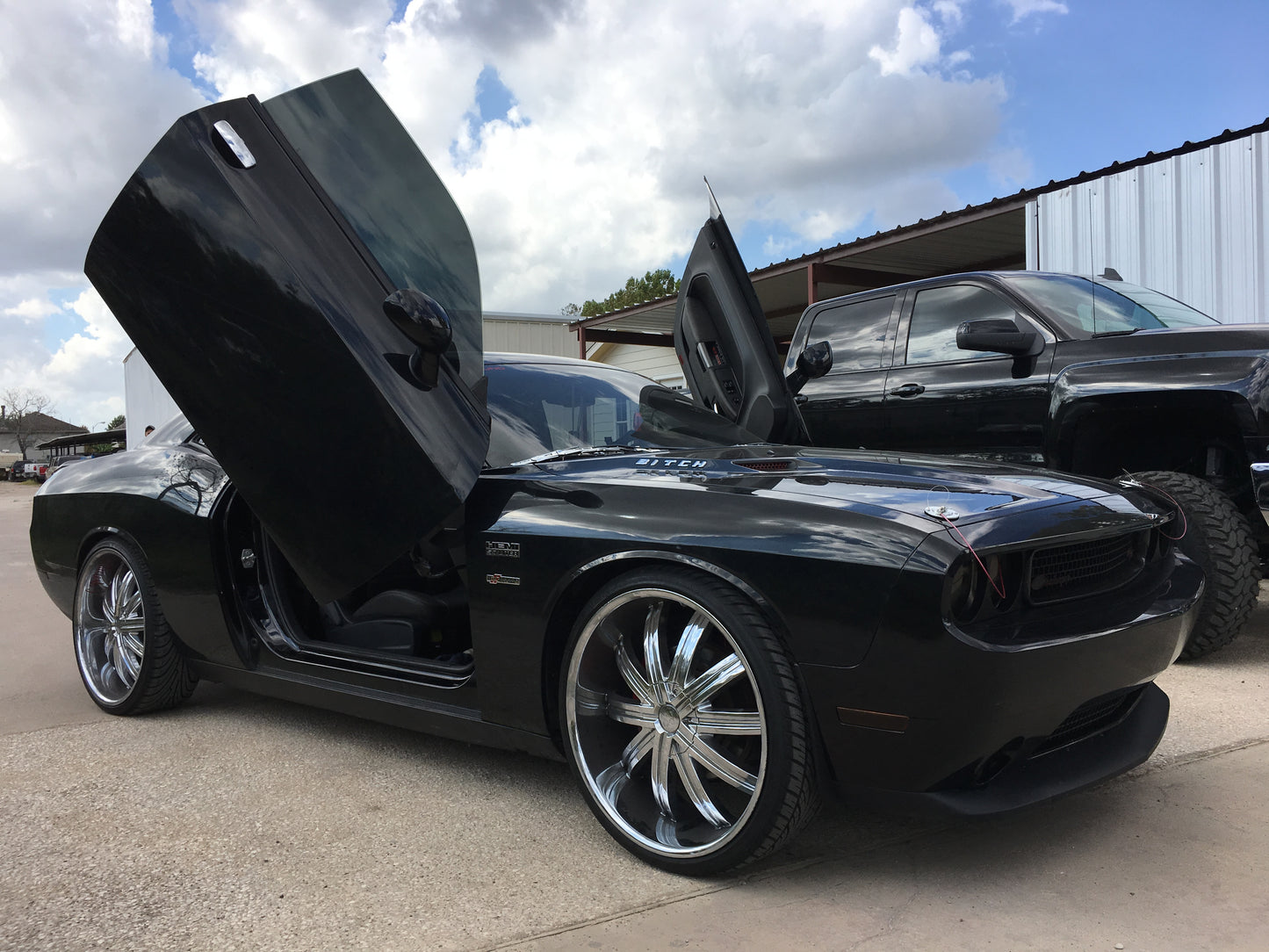 Vertical Lambo Door Kit for Dodge Challenger (2009-2024)