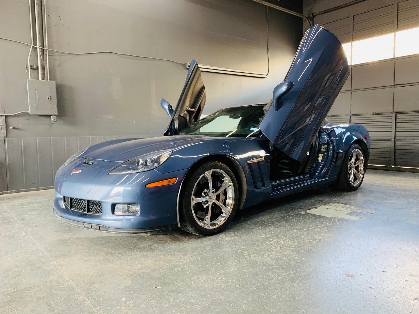 Chevrolet Corvette C6 2005-2013 Vertical Doors