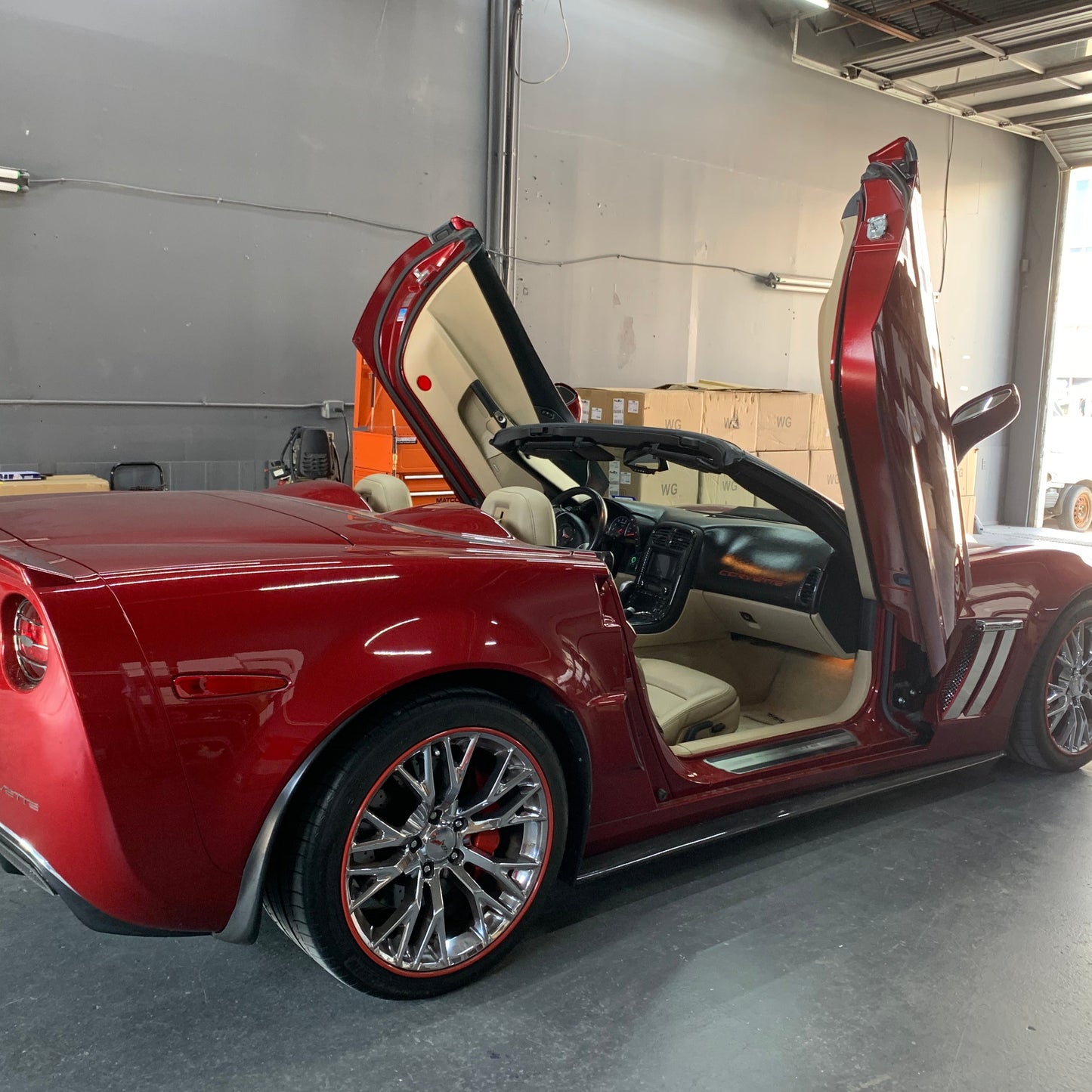 Chevrolet Corvette C6 2005-2013 Vertical Doors